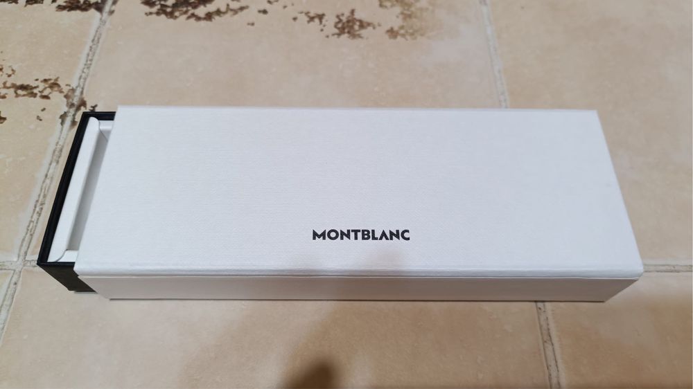 Pix Montblanc Starwalker Precious Resin nou cu certificat