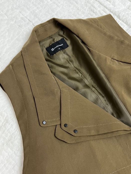 Жилетка корейского бренда