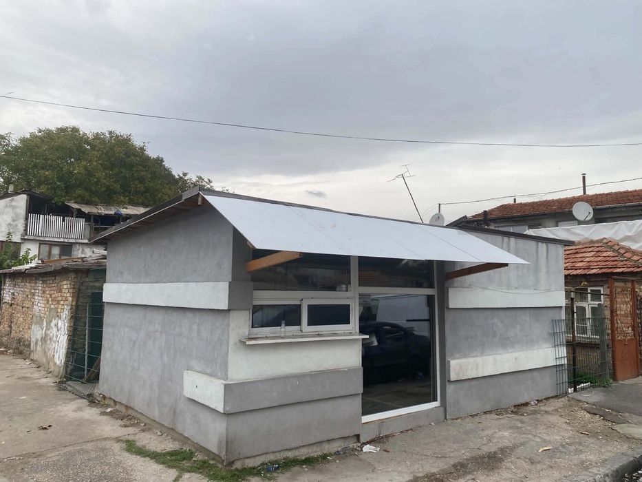 Къща с двор в гр. Варна– под Мол Варна