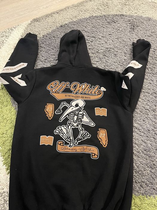 Мъжки суичър, в отлично състояние , марка Off-WHiTE