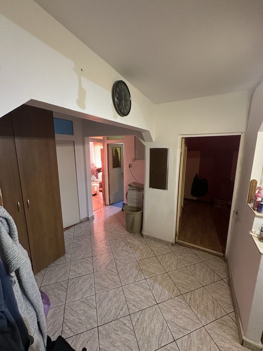 Apartament 3 camere, decomandat, et. 1, 80mp, zona centrala a orasului Beclean