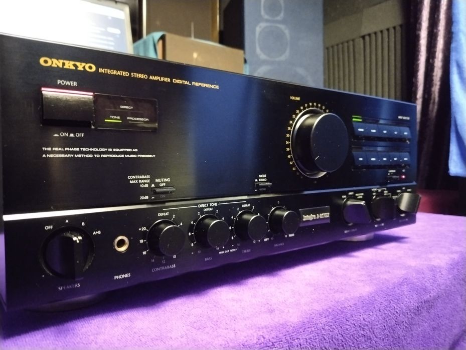 ONKYO Integra A-817EX