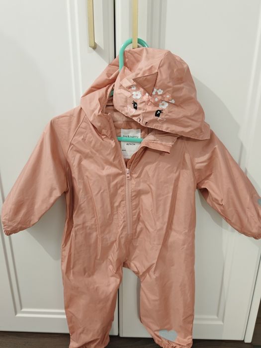 Lot hăinuțe de fetiță mărimile 68-74, toamnă/iarnă, stare impecabilă.