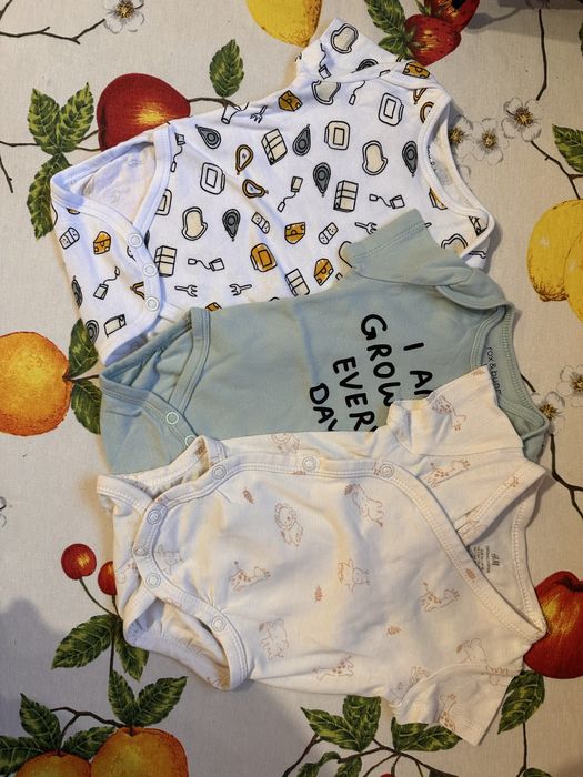 Set 4 body uri de vara sinsay si h&m marimea 56