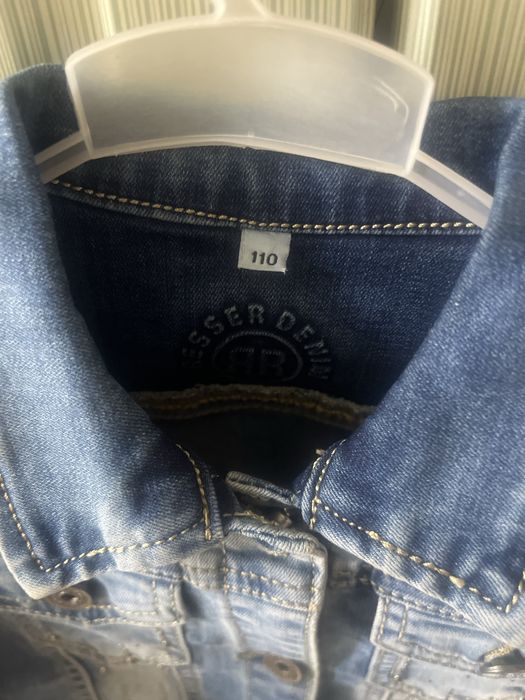 Джинсовая куртка