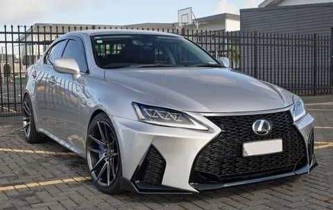 Lexus is 250 губа ( передний дифузор)