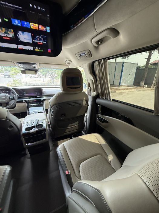Kia Carnival Hi Limousine Original 2022