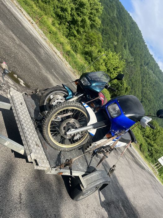Se vinde o iamaha si o honda