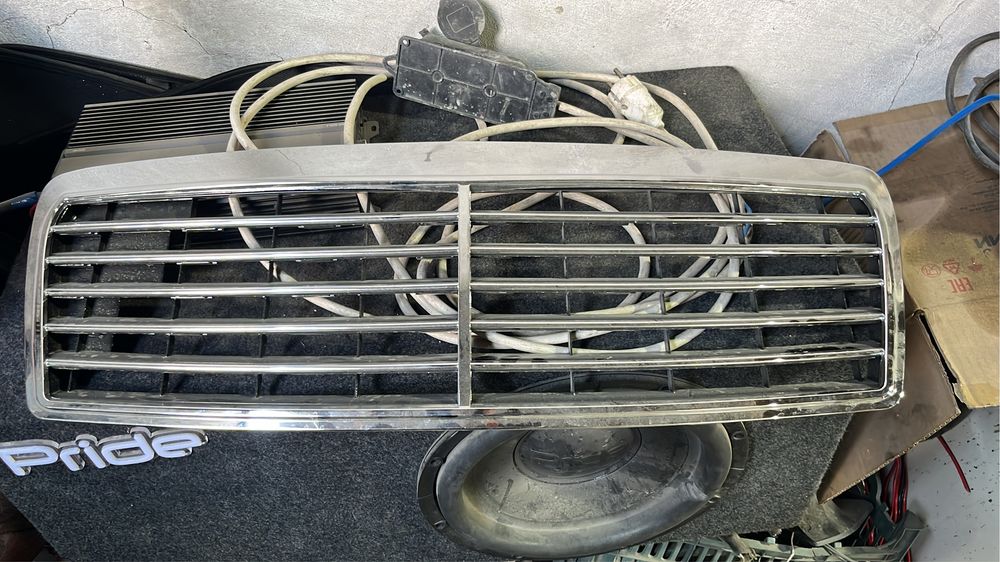 Решотка мерседес W210