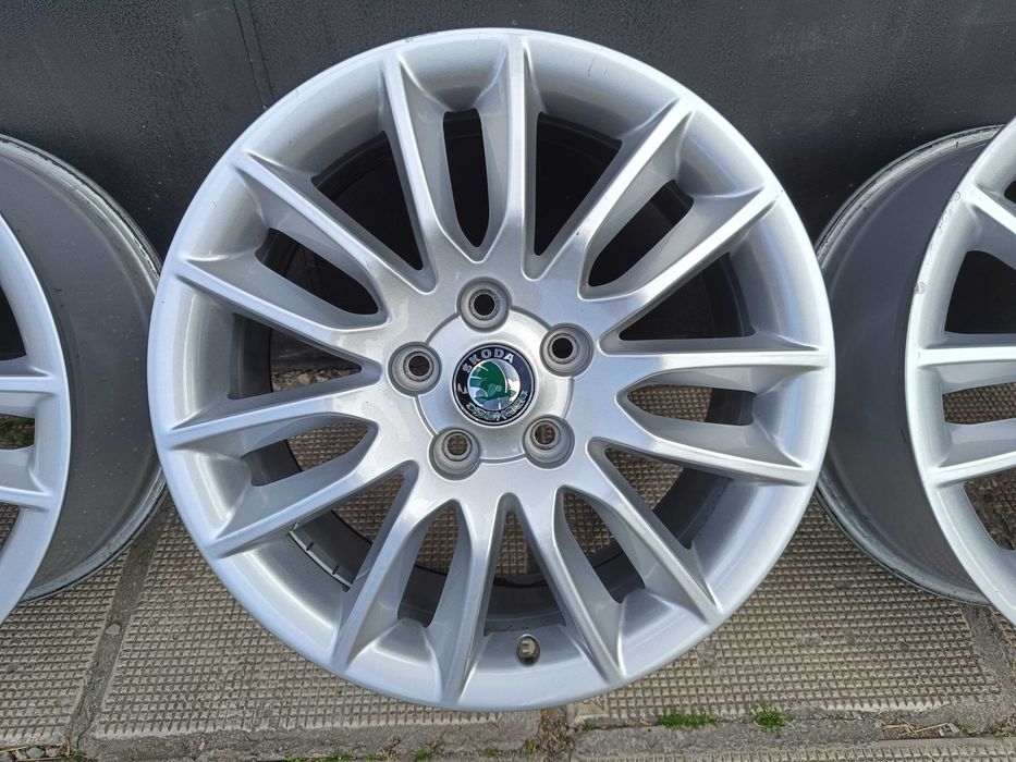 ОРИГИНАЛНИ джанти 17 ' цола 5x112 7J Skoda Octavia / Шкода Октавия АУДИ VW Seat