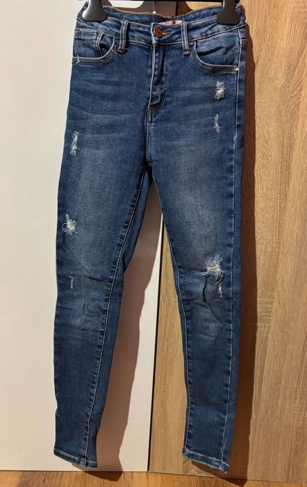 Дрехи втора употреба