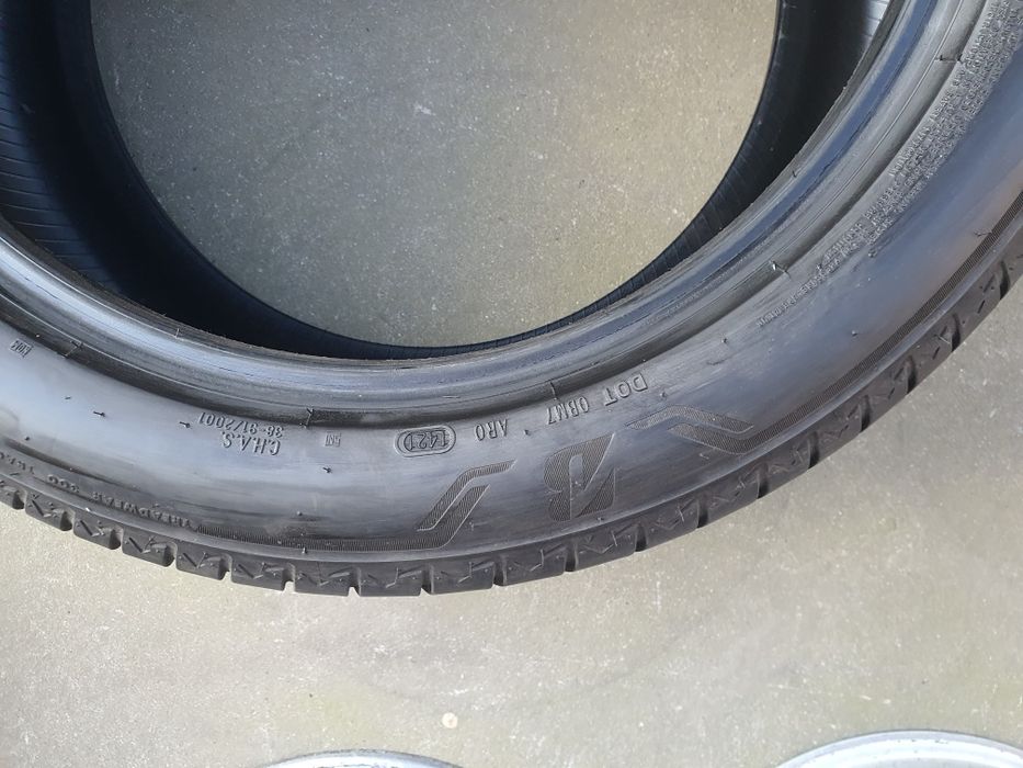 Anvelope vara X5 -G  pe 20 in doua latimi runflat