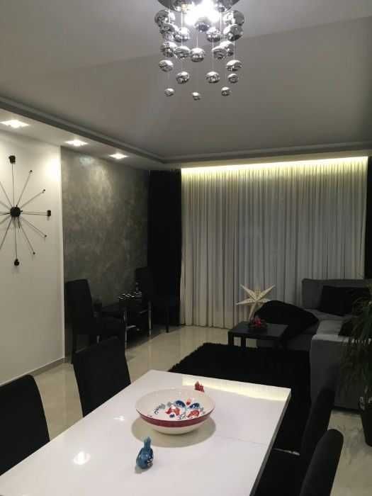 Дава се под наем Тристаен апартамент в София, Лозенец - 90 кв.м за 510 € - Снимка #1