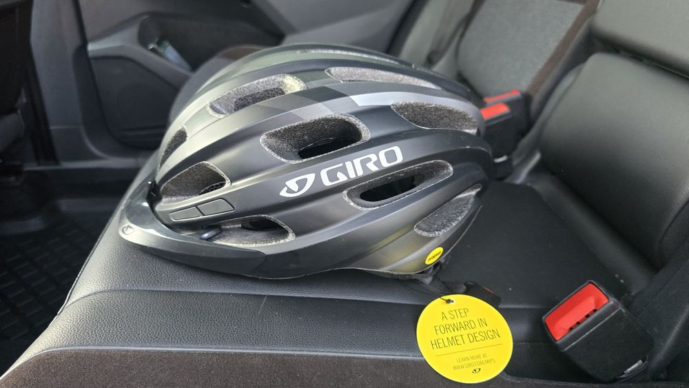 Vand cască bicicleta  Giro