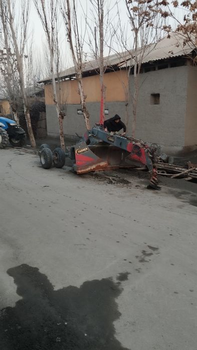 Lazirni dilnibaz sotiladi