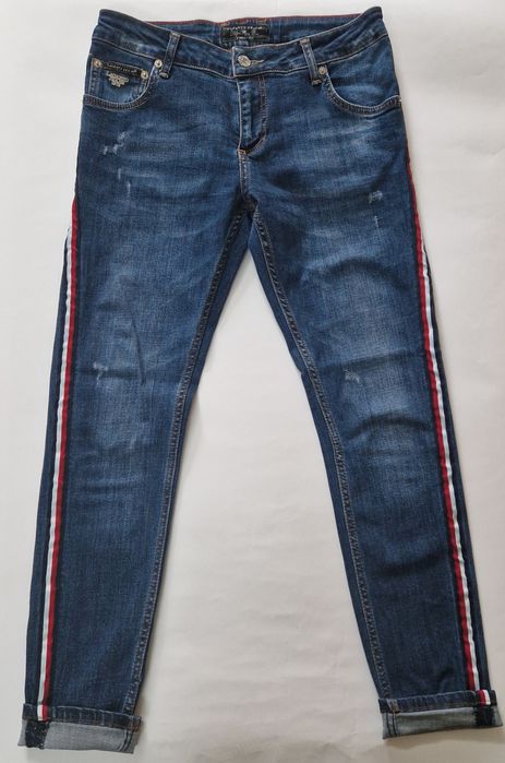 Разпродажба Италиански дамски дънки Lagarto