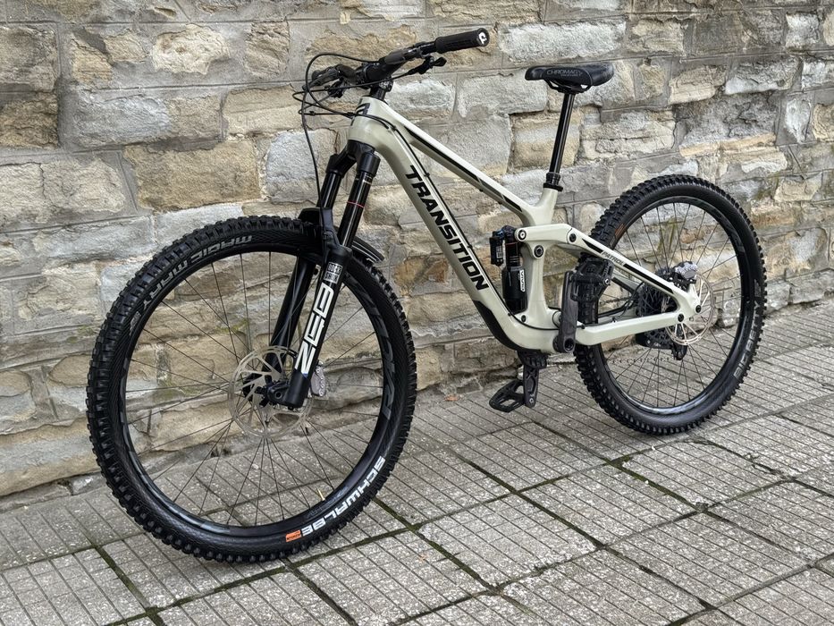 Планински карбонов велосипед TRANSITION PATROL  CARBON( L размер)