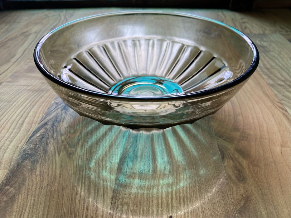 Стъклена красива купа