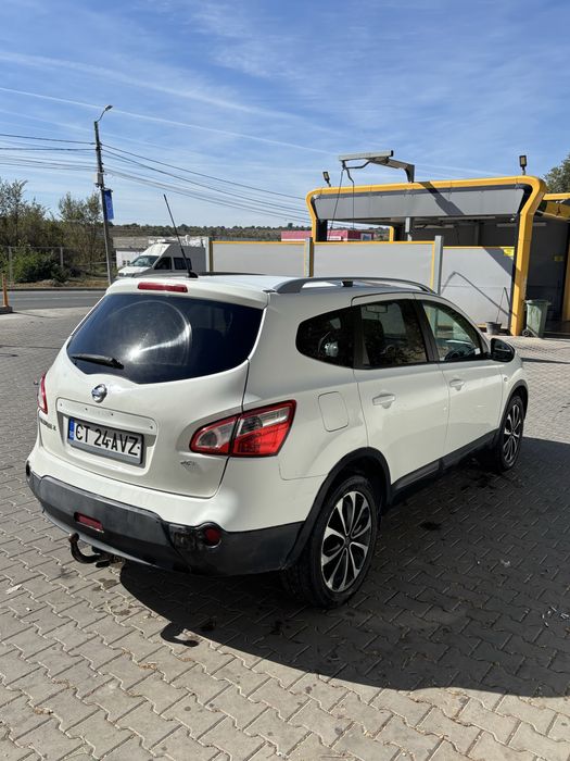 Nissan Qashqai +2 , 2.0 d 4x4 .