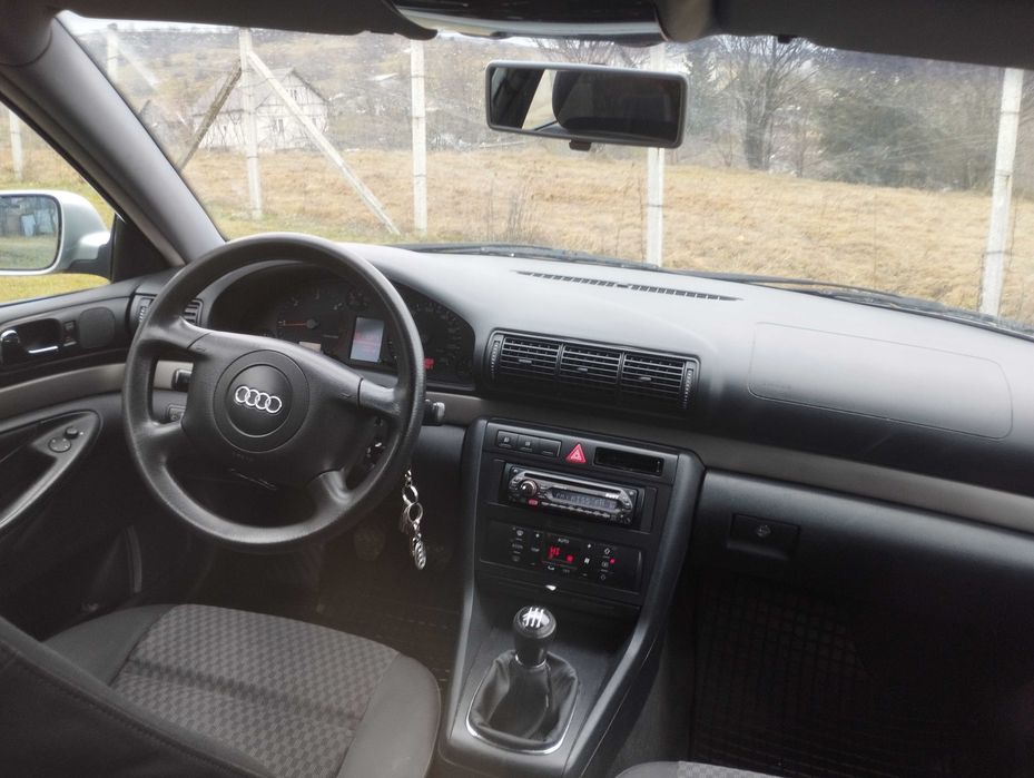 Mașină  audi de vânzare