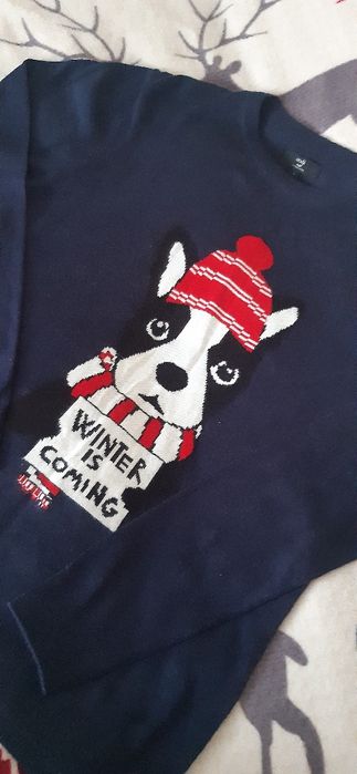 Продам кофту с новогоднем принтом