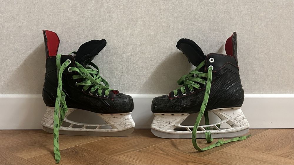 Коньки бауер проф. 28 размер