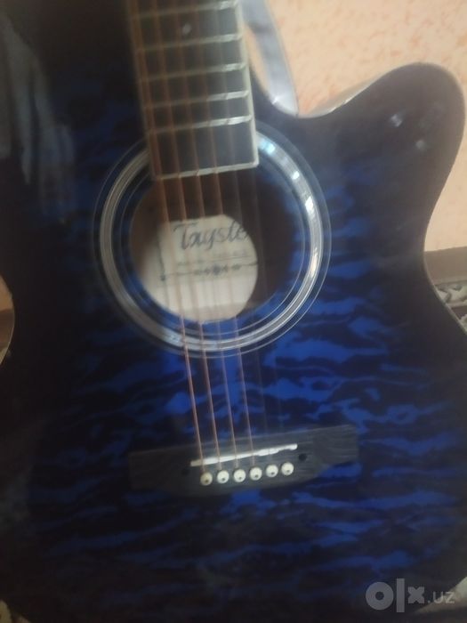 Gitara idial xolatda faqat remind yuq cheholi yuq