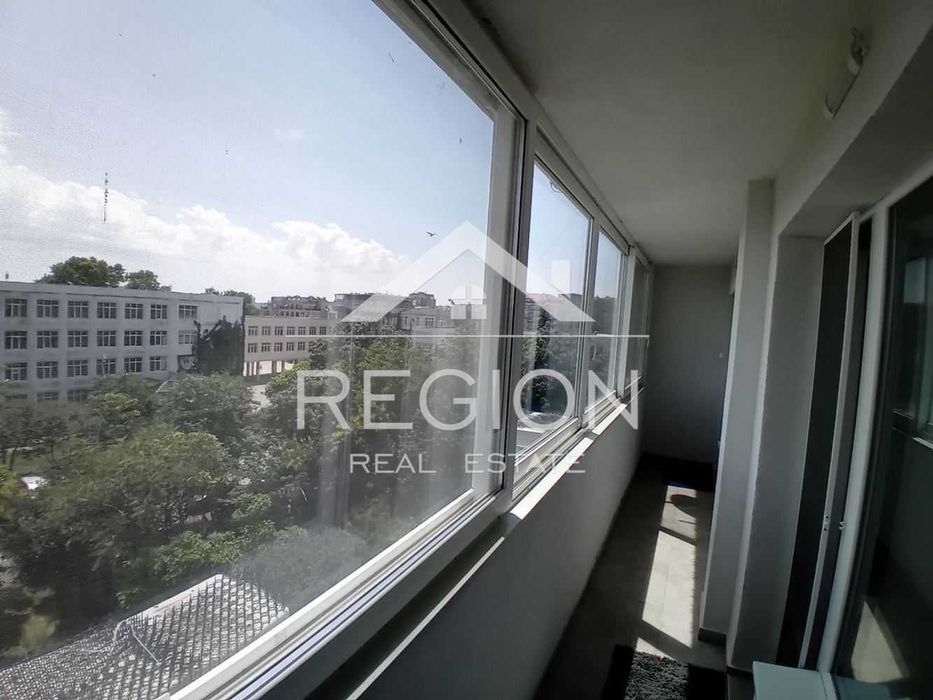 Дава се под наем Четиристаен апартамент в Варна, Цветен квартал - 90 кв.м за 598.23 € - Снимка #13