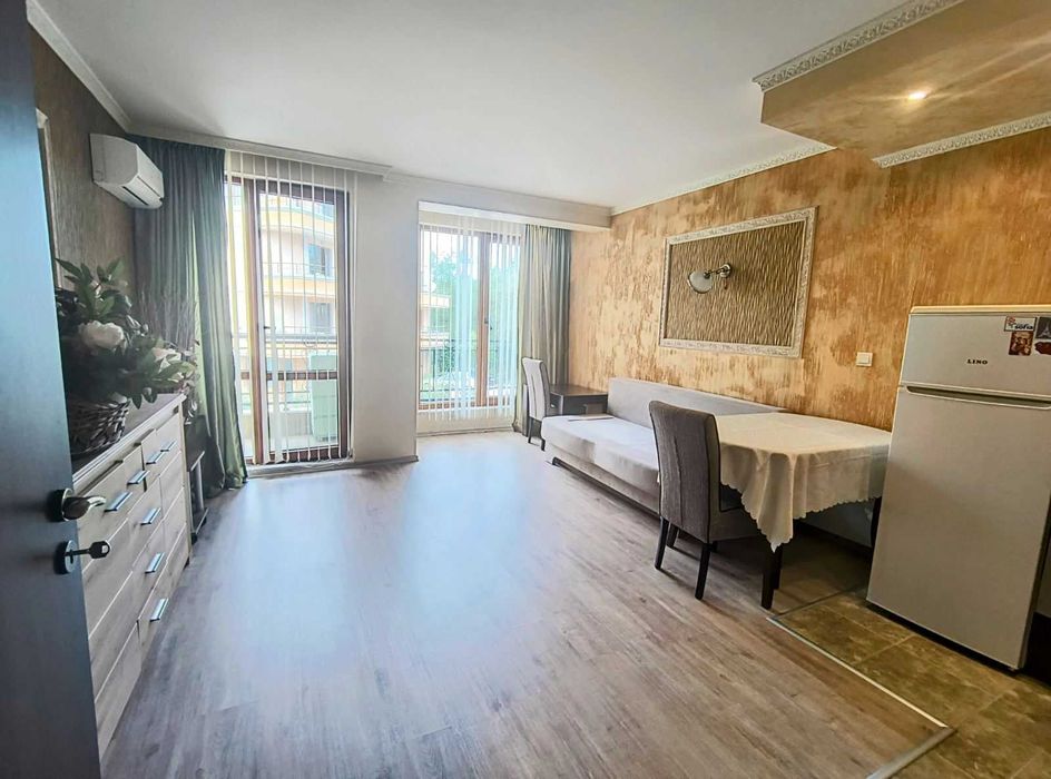 Продава се Двустаен апартамент в к.к. Слънчев бряг - 40 кв.м за 510 €/кв.м - Снимка #1