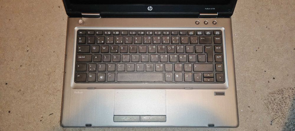 Laptop  Hp Celeron B840 6gb ddr3 dspy 14inch