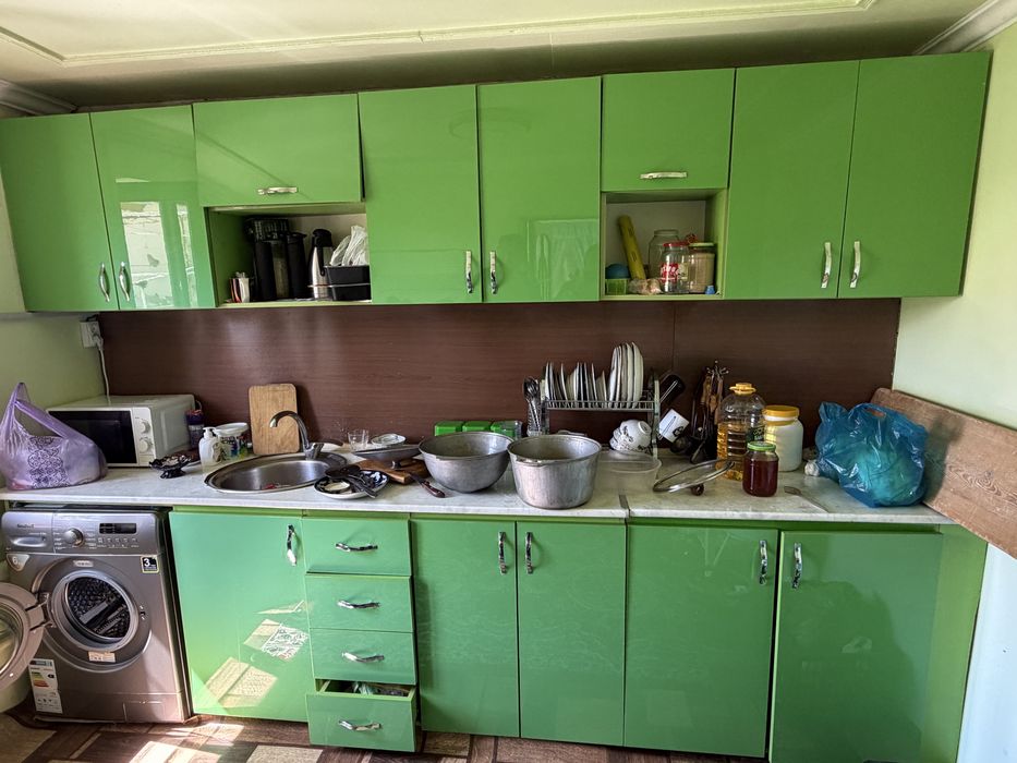 Ошхона мебео сотилади