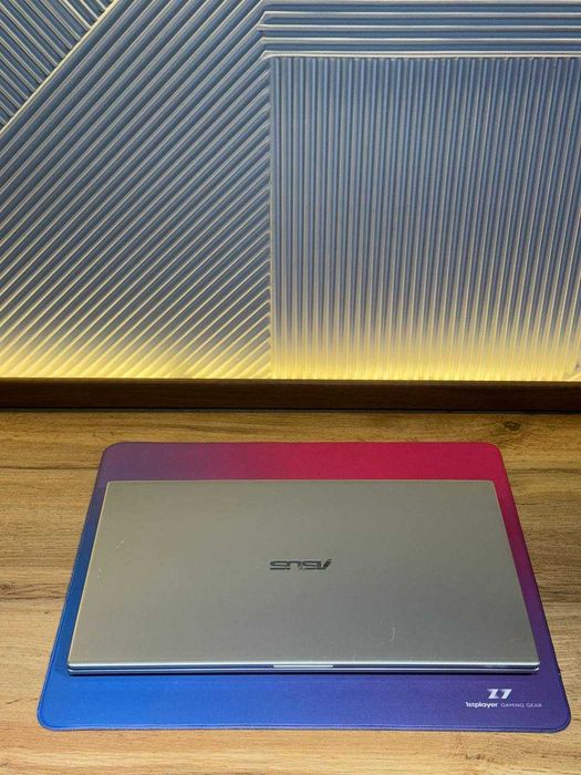 NOUTBOOK Asusvivobook