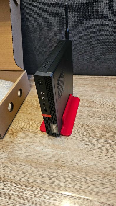 Lenovo ThinkCentre M720q Tiny i5-9600T 16GB DDR4 Win11