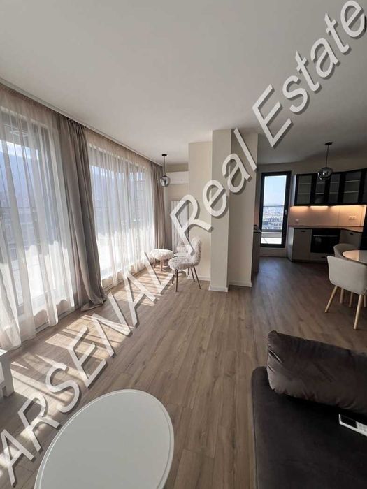 Дава се под наем Тристаен апартамент в София, Лозенец - 130 кв.м за 1196.97 € - Снимка #2