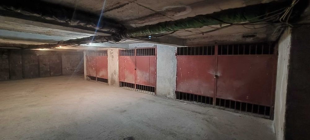 Дава се под наем Гараж / Паркомясто в София, Зона Б-18 - 21 кв.м за 127.5 € - Снимка #2