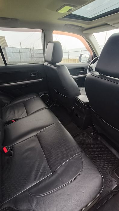 Vând Suzuki Grand Vitara