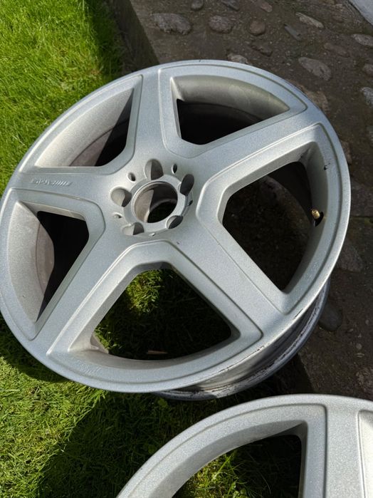 Vând jante Mercedes AMG R20