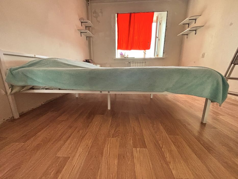 Продается 2х спальная кровать
