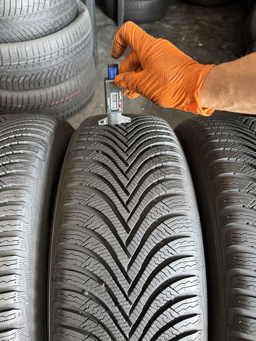 4 anvelope iarna ca NOI 215/65/16 , Michelin , 8.3 mm