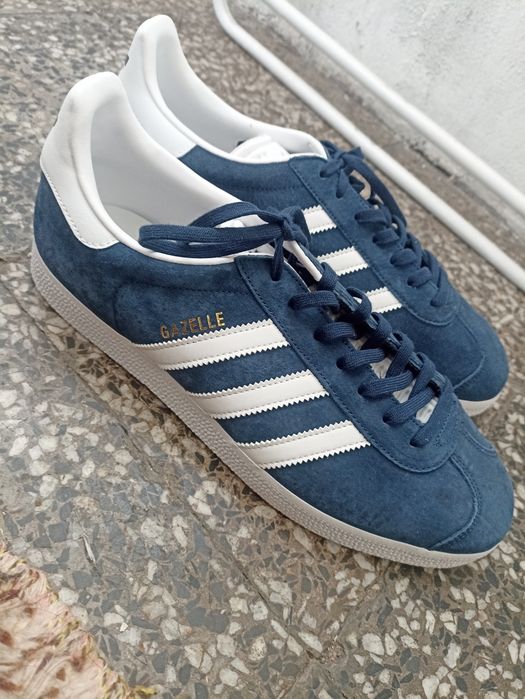 Нови мъжки Adidas Gazelle  велур  , цвят blue navy  N44  28.5 см   70