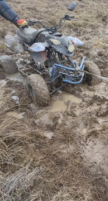 Vând ATV 125cc automat