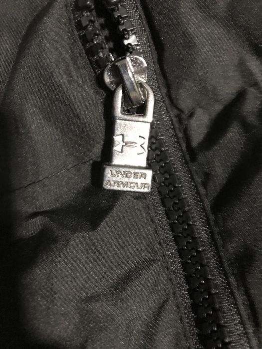 Уникално яке с качулка Under Armour