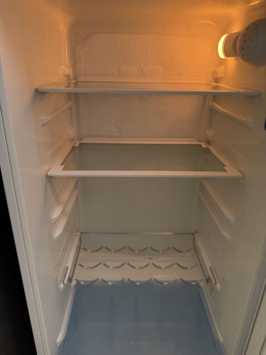 Холодильнькик Beko