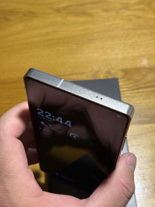 Samsung s25 Ultra - 12/256 - Titanium black