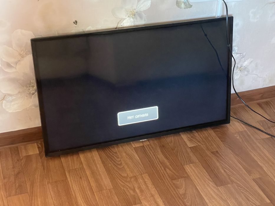 Продам телевизор Yasin32E 59 TS