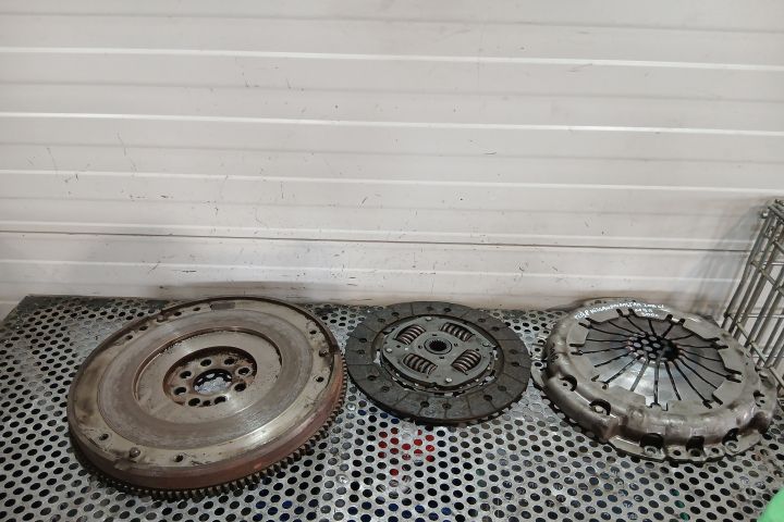 Kit ambreiaj 324061610 324061610 Nissan Primastar prima generatie (fa