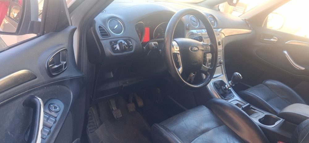 Ford s max accept variante cu suv 2.0