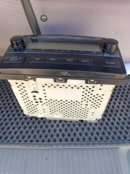 магнитофон Тойота