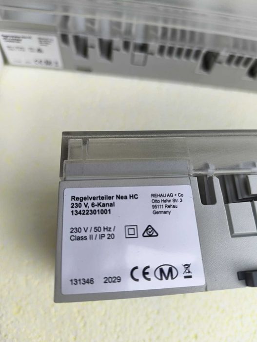 Termostat Rehau Nea H 230V, incalzire pardoseala, nou, sigilat