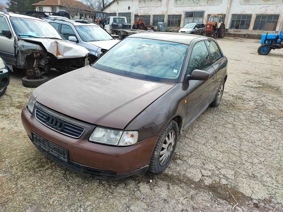 Audi A3 1.8 НА ЧАСТИ